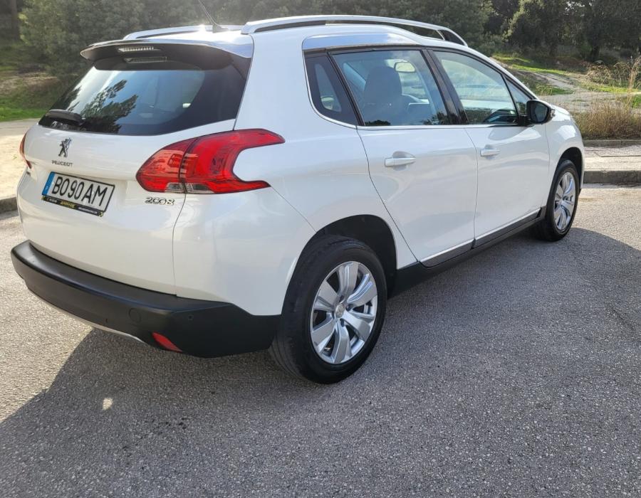 PEUGEOT 2008 ALLURE